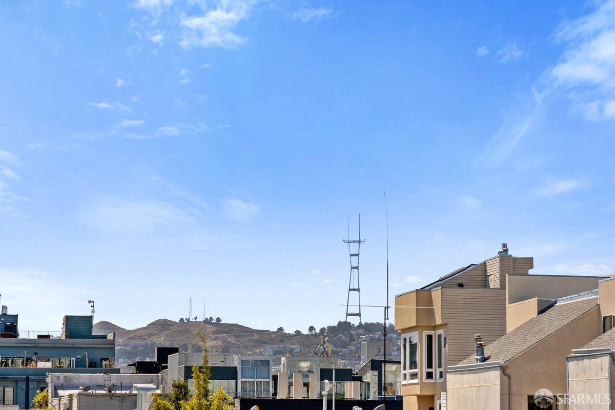 720 Clementina Street