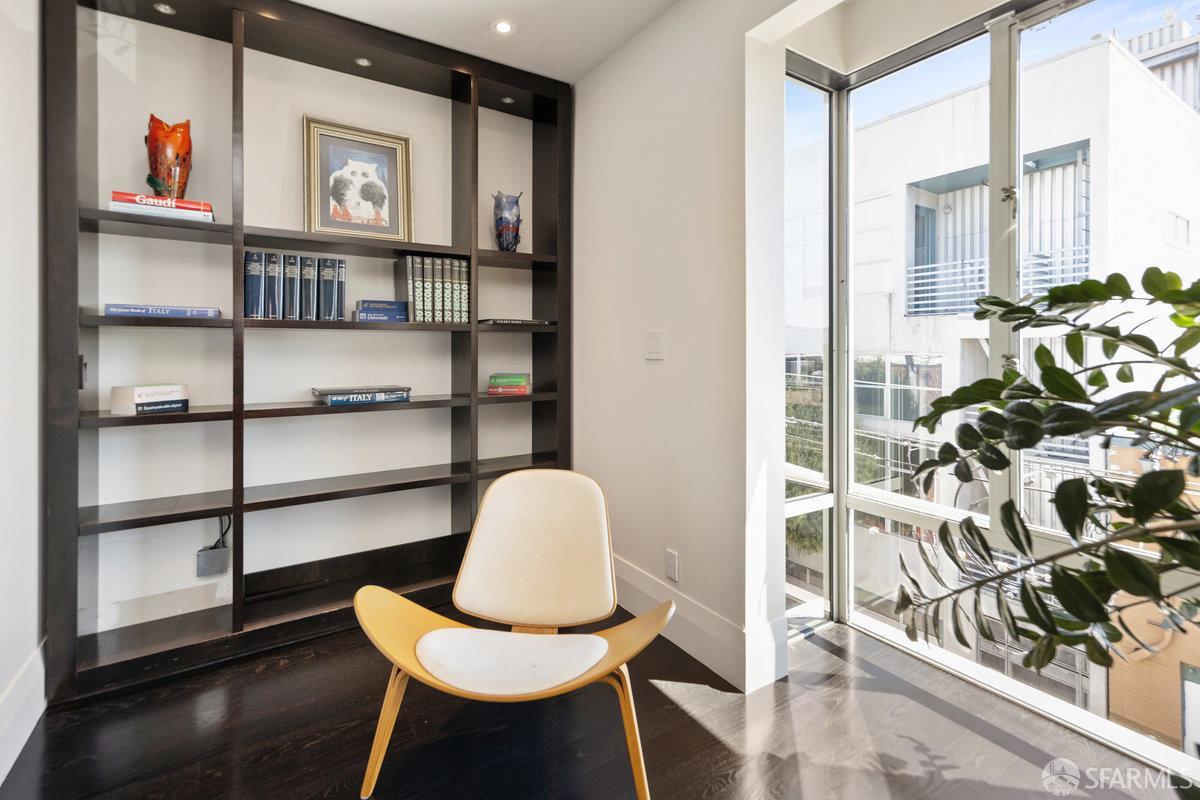 720 Clementina Street