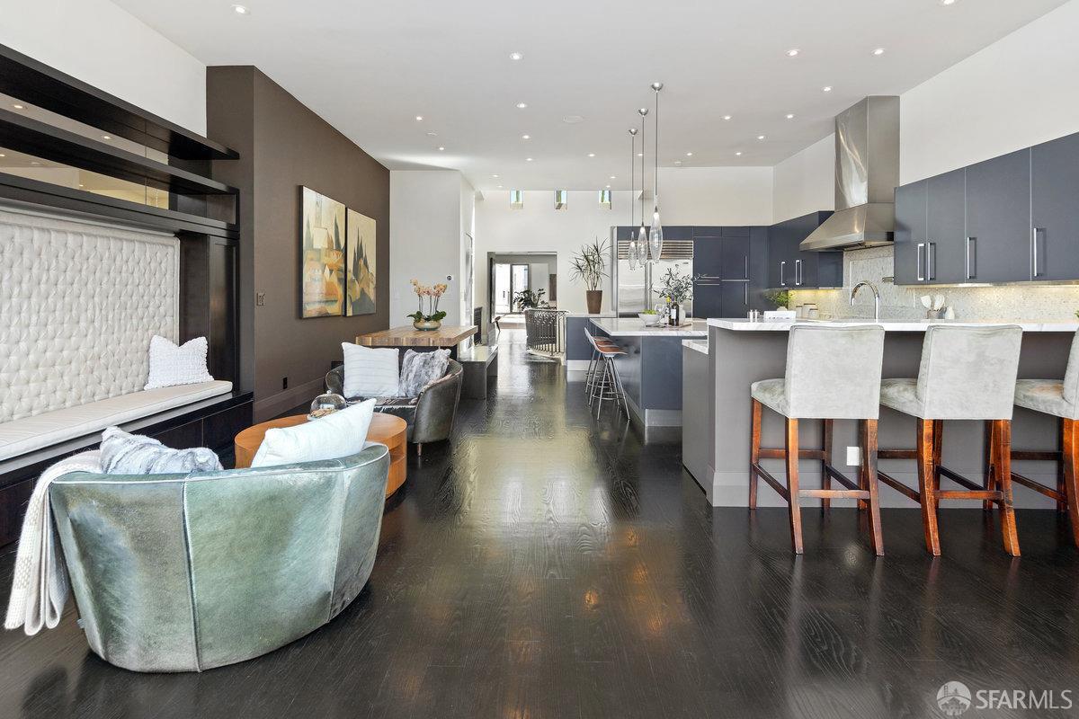 720 Clementina Street