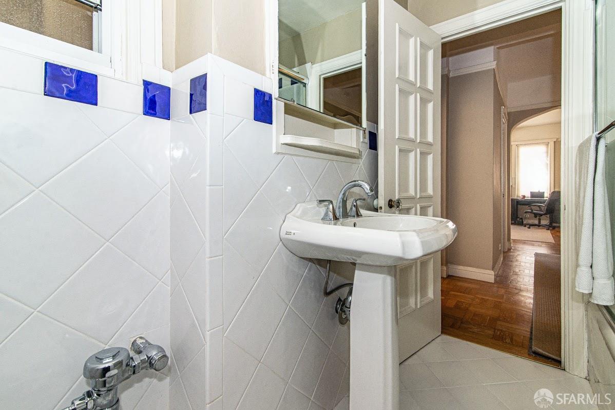 630 Mason Street # 403