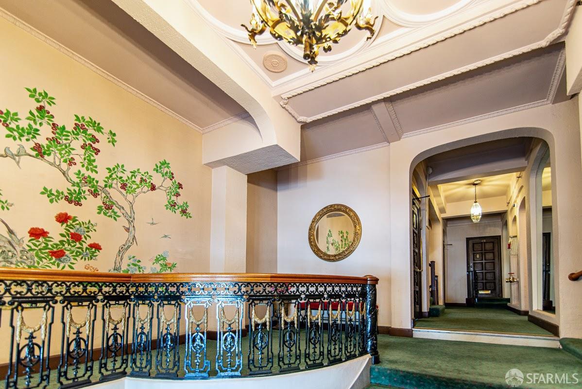 630 Mason Street # 403