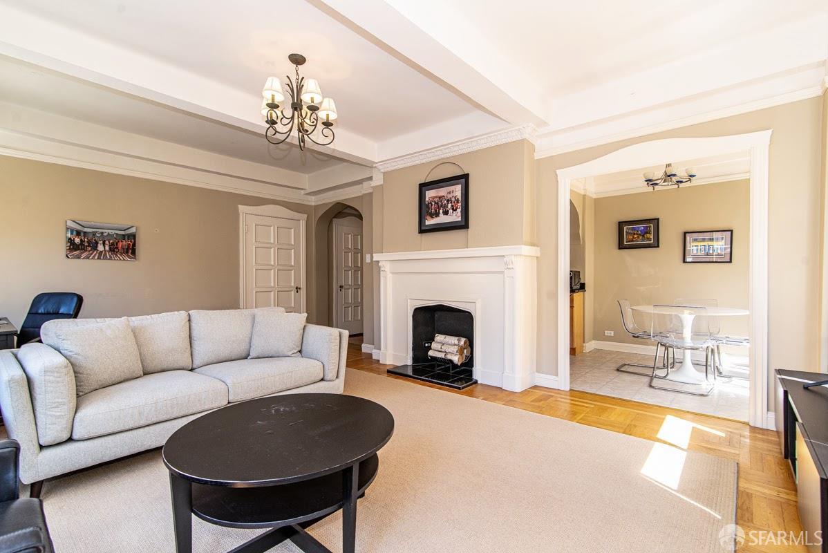 630 Mason Street # 403