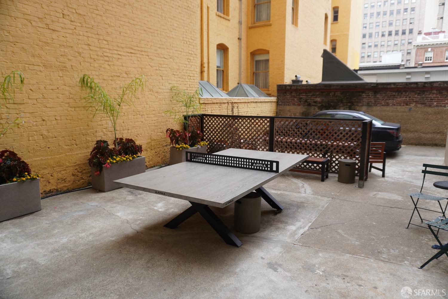 630 Mason Street # 403