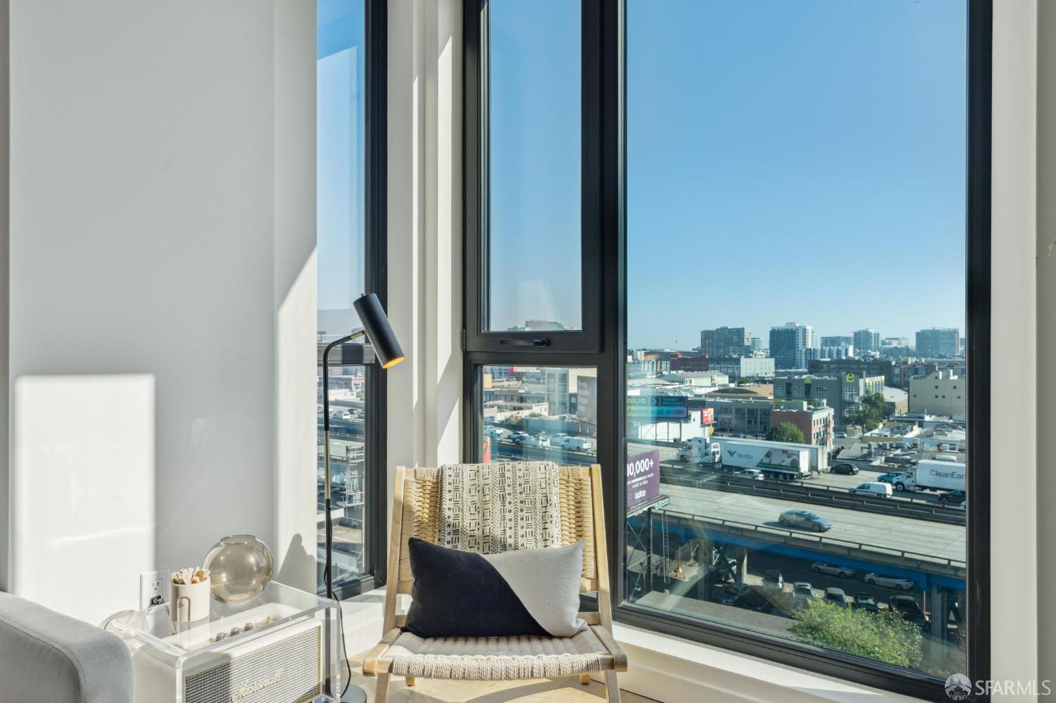 988 Harrison Street Unit: JR6