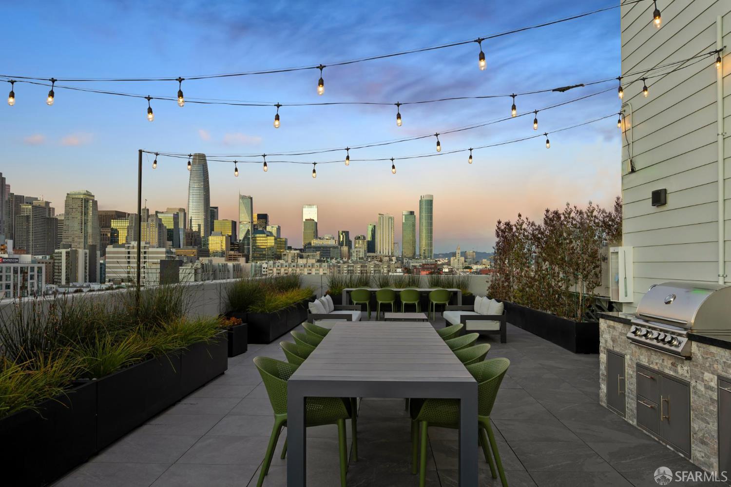 988 Harrison Street Unit: HL7