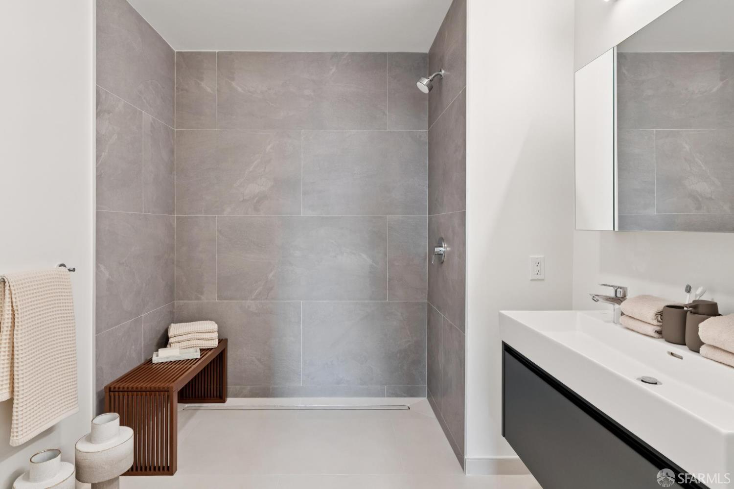 988 Harrison Street Unit: SC8