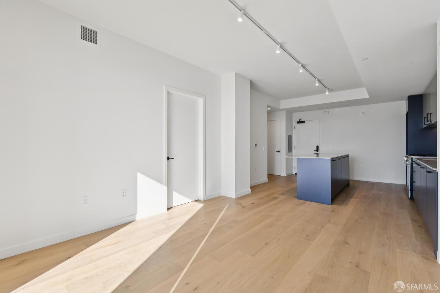 988 Harrison Street Unit: SC8