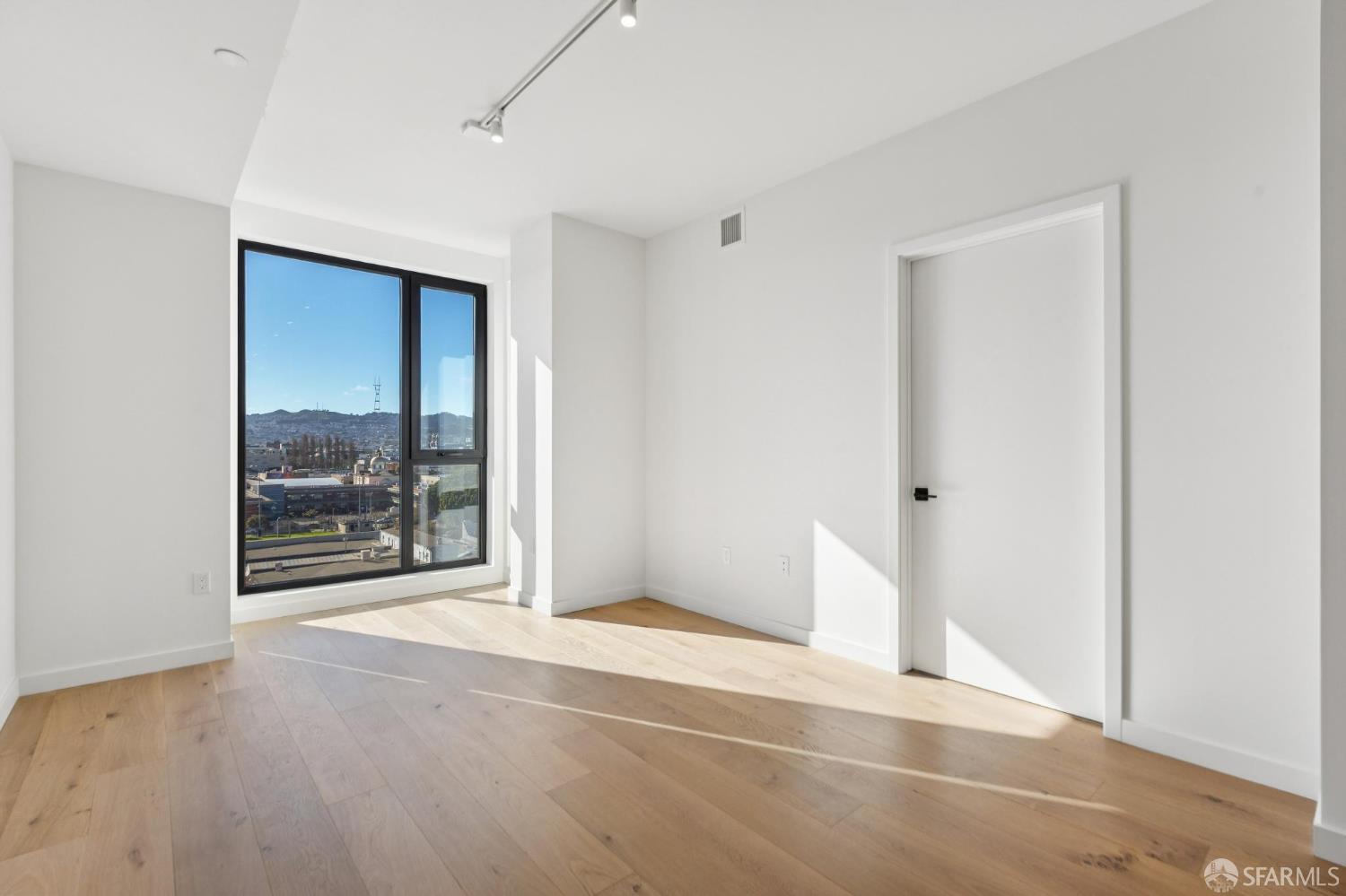 988 Harrison Street Unit: SC8