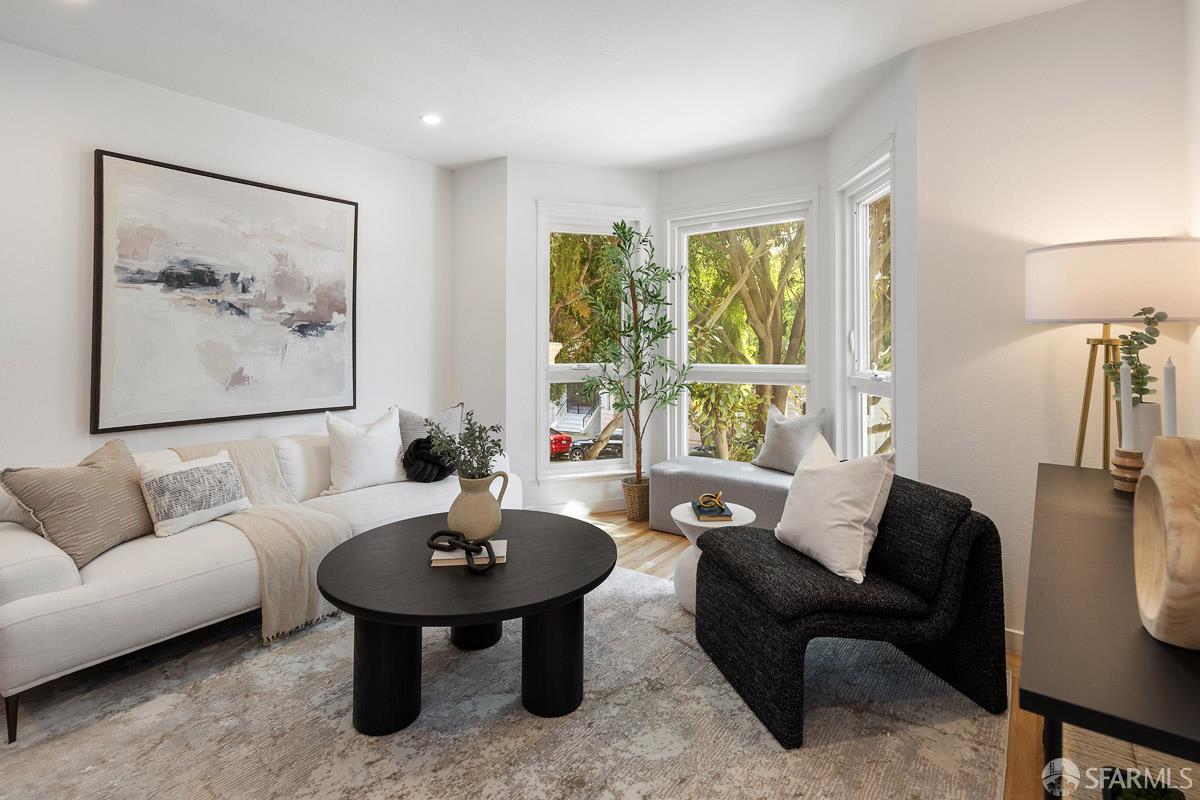 544 Waller Street # 2