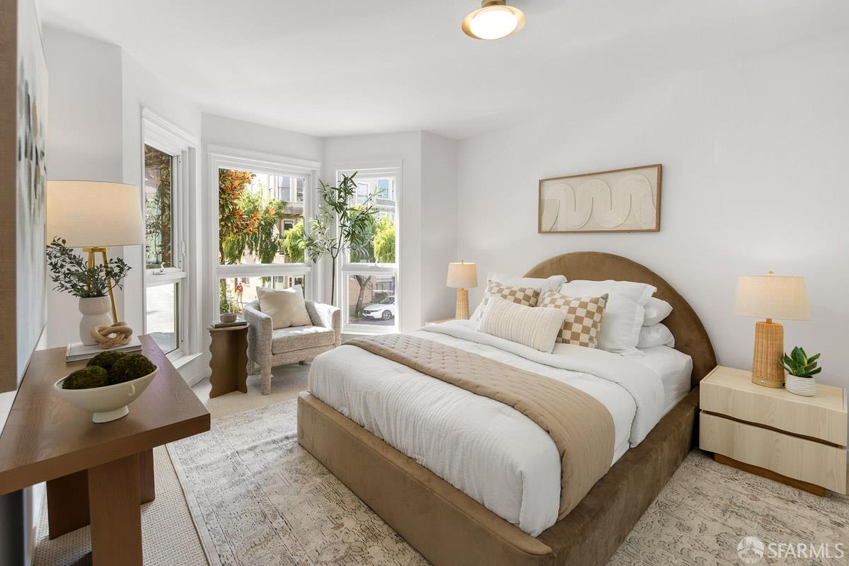 544 Waller Street # 2