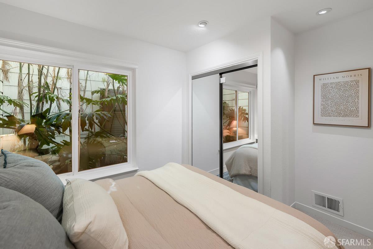 544 Waller Street # 2