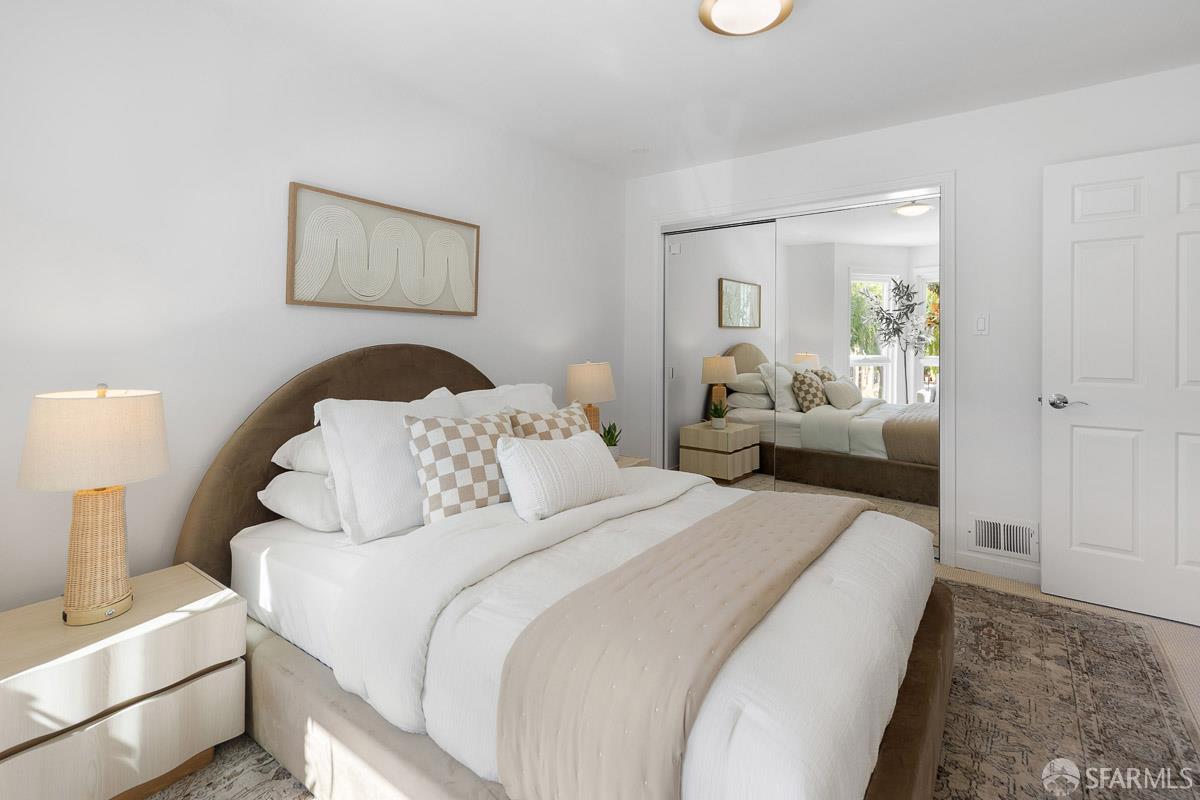 544 Waller Street # 2