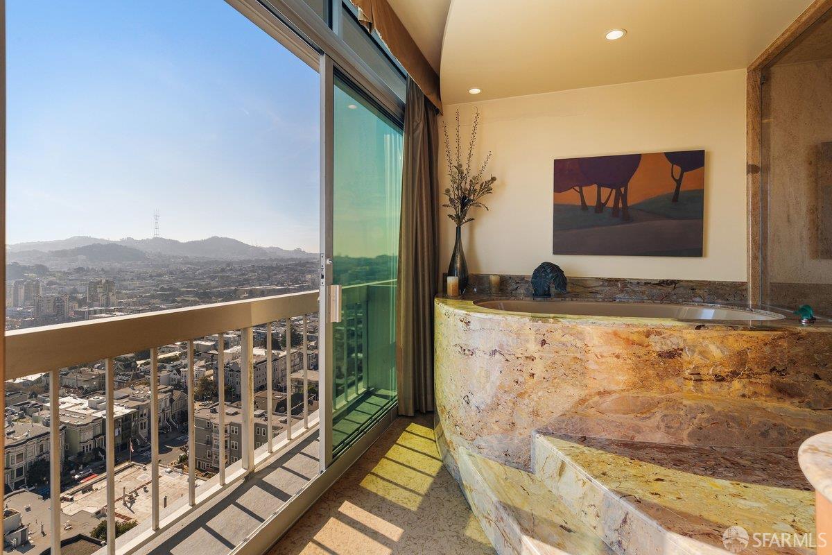 2200 Sacramento Street # 1601