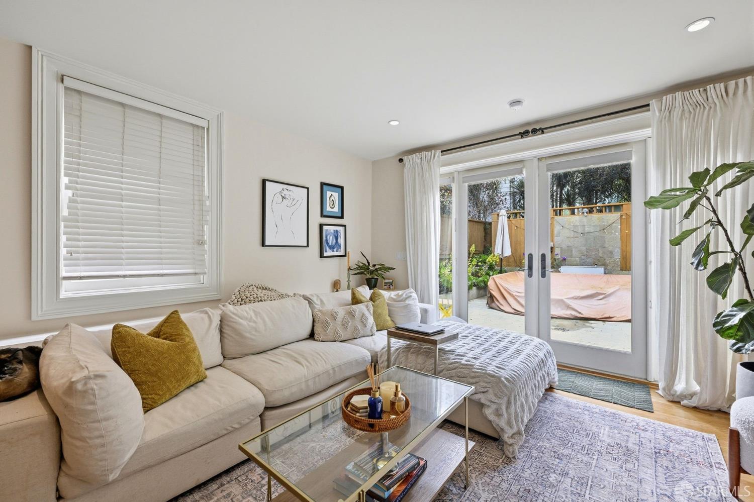 1671-1673 Hayes Street