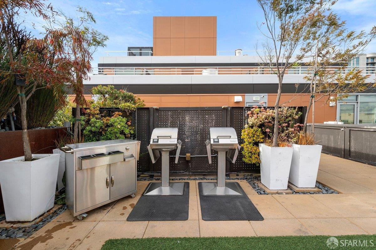 72 Townsend Street # 501