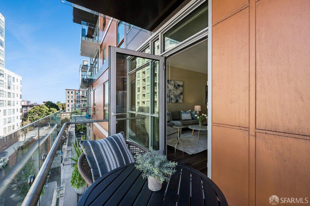 72 Townsend Street # 501