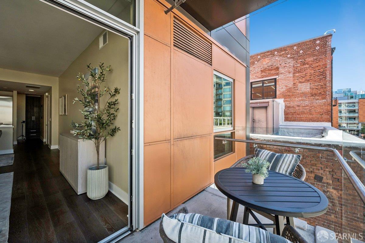 72 Townsend Street # 501