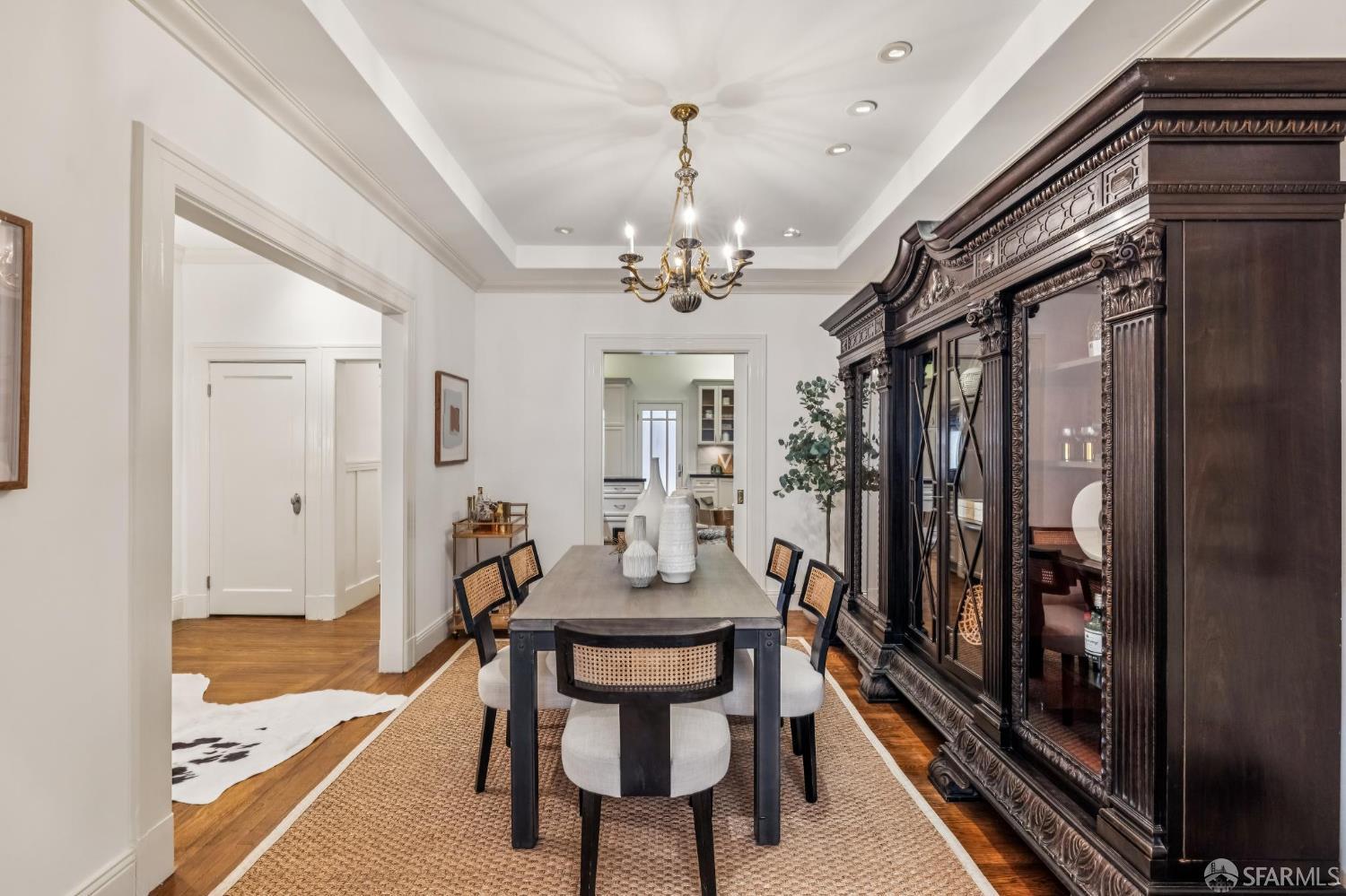 1262 Sacramento Street