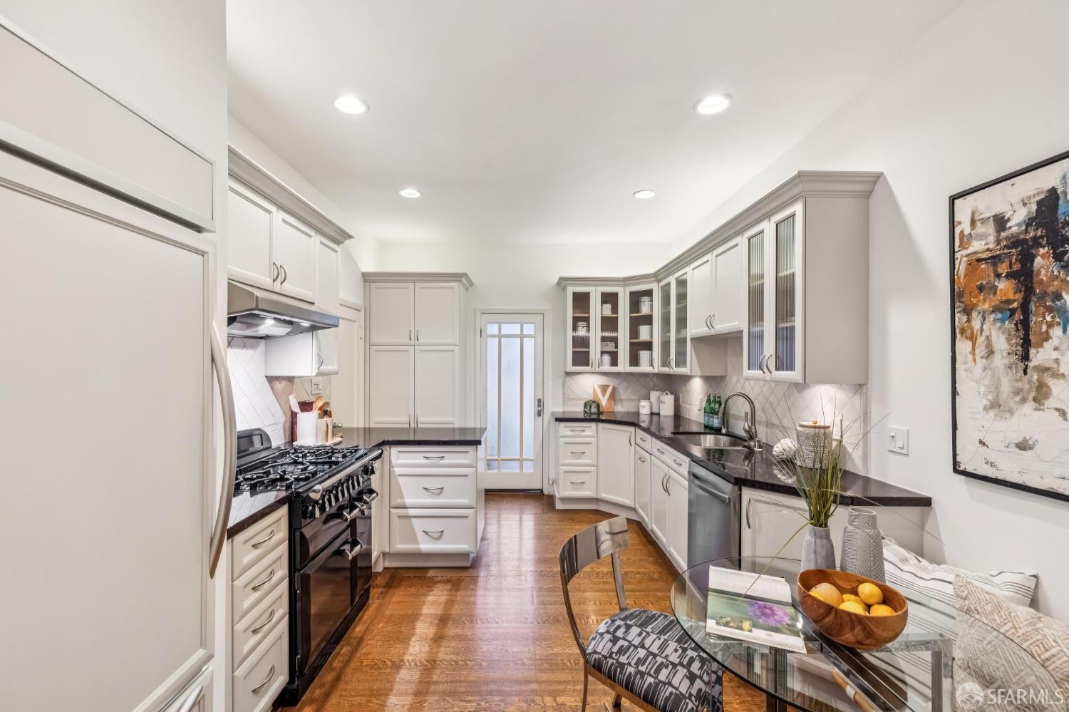 1262 Sacramento Street