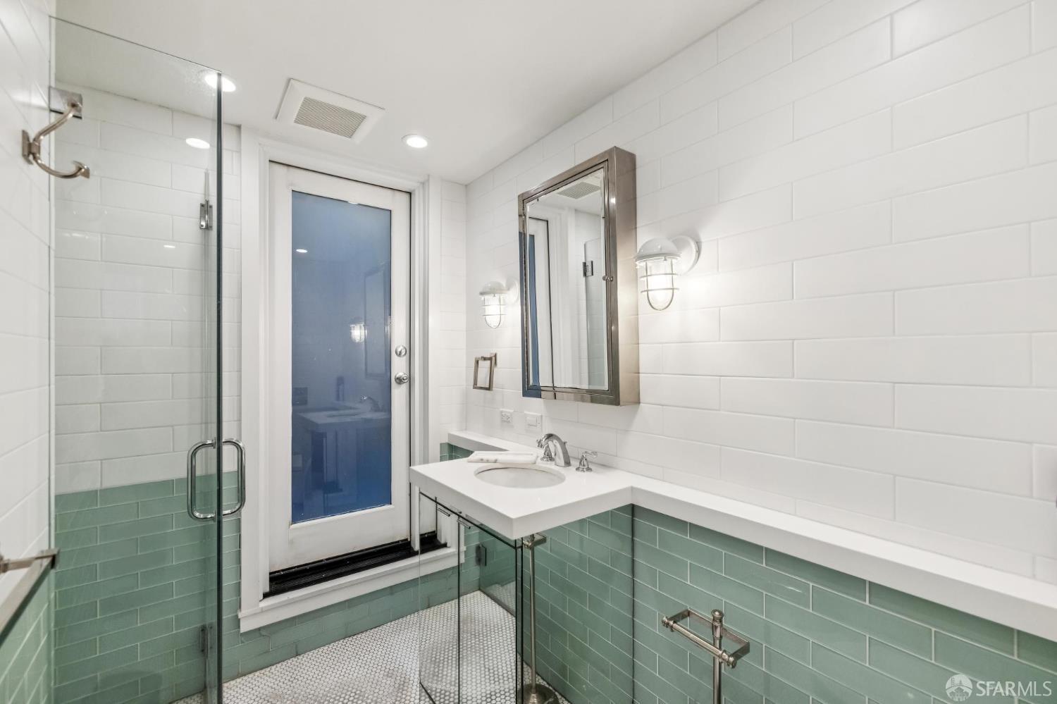 1262 Sacramento Street