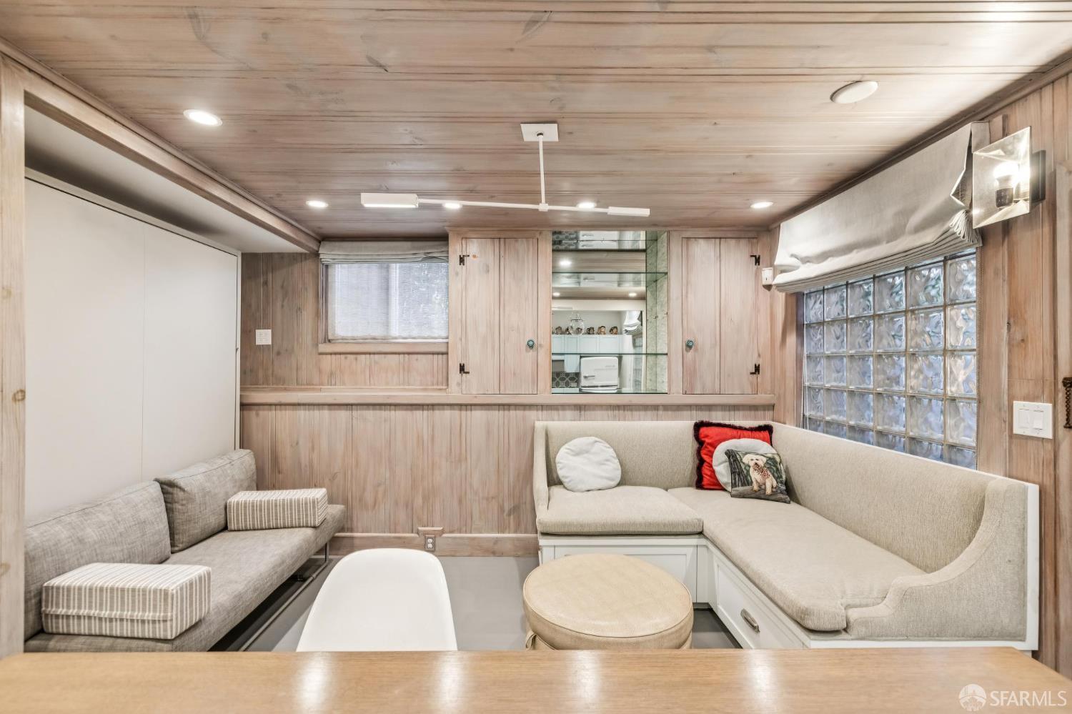 1262 Sacramento Street