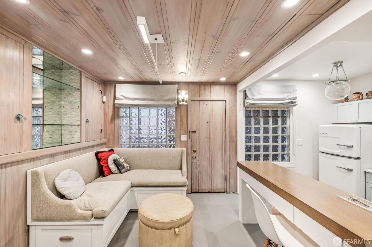 1262 Sacramento Street