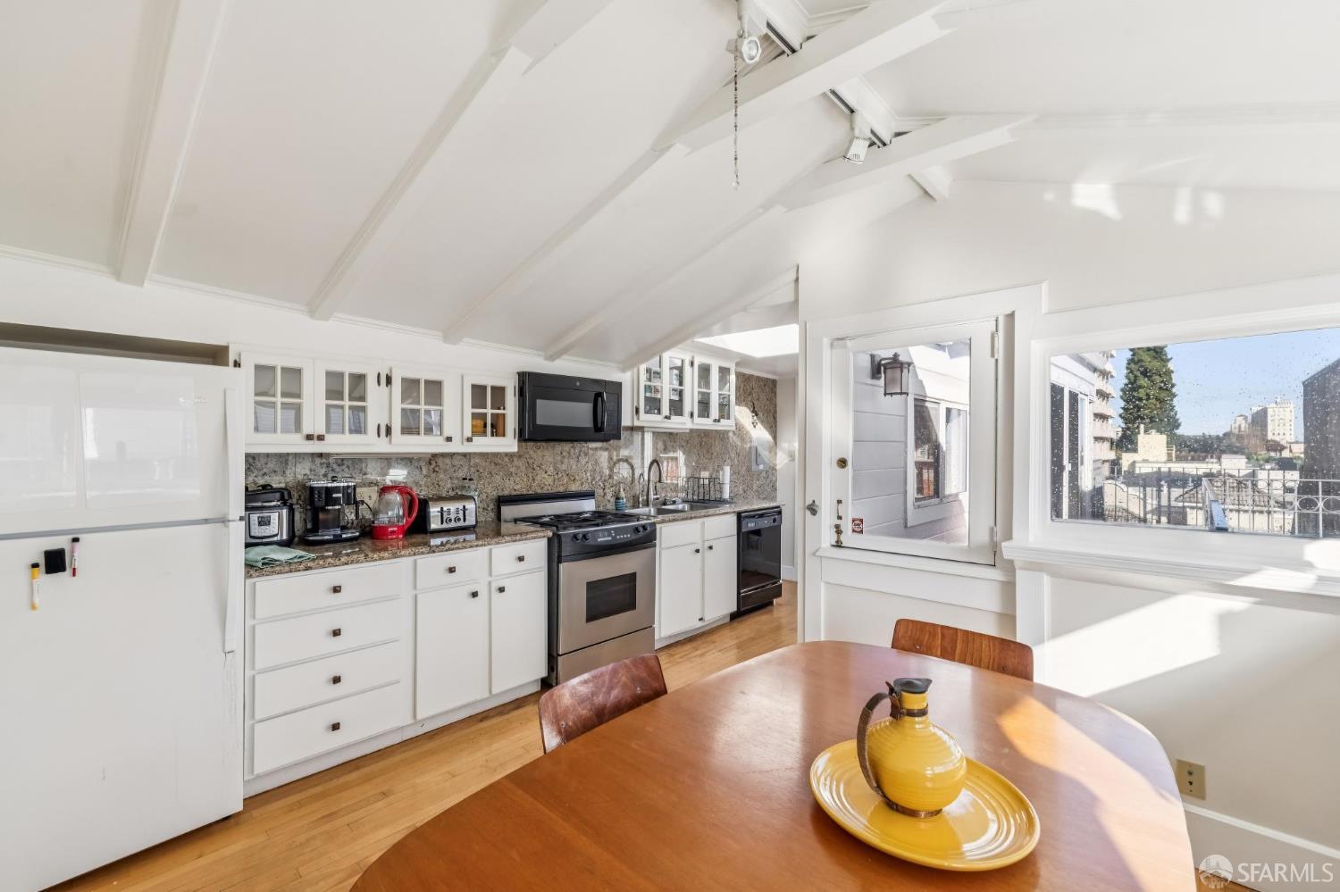 1262 Sacramento Street