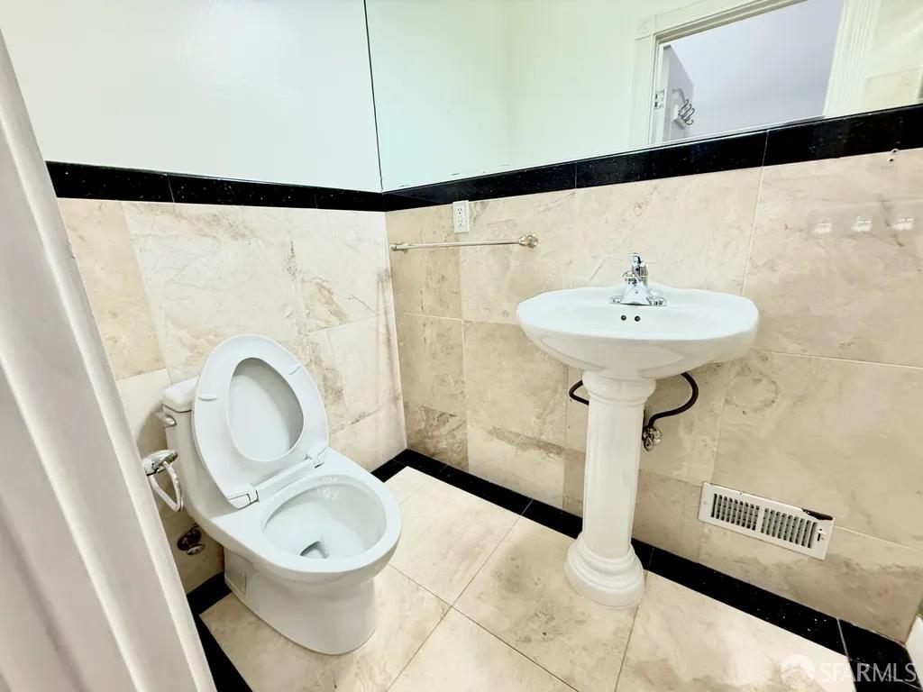 1415-1417 Guerrero Street