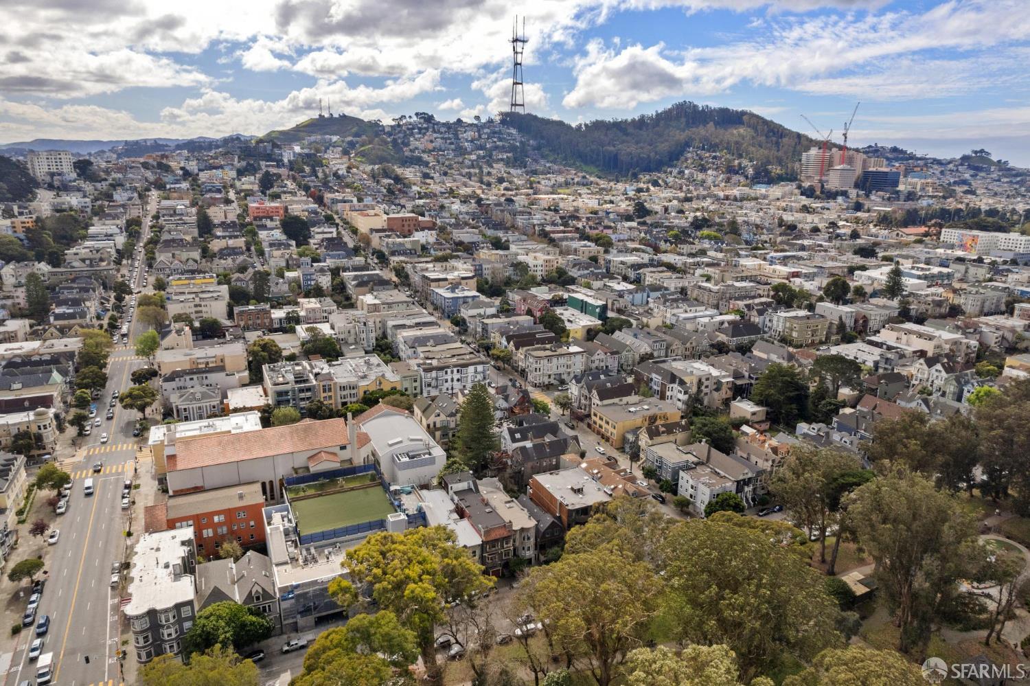 1651-1655 Oak Street