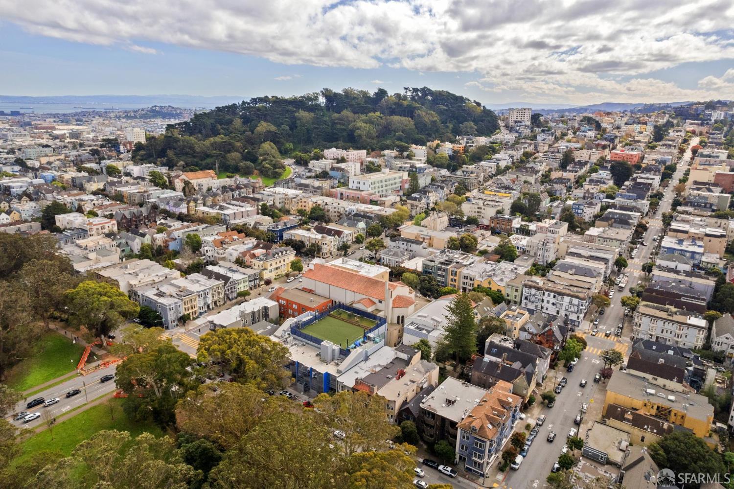 1651-1655 Oak Street