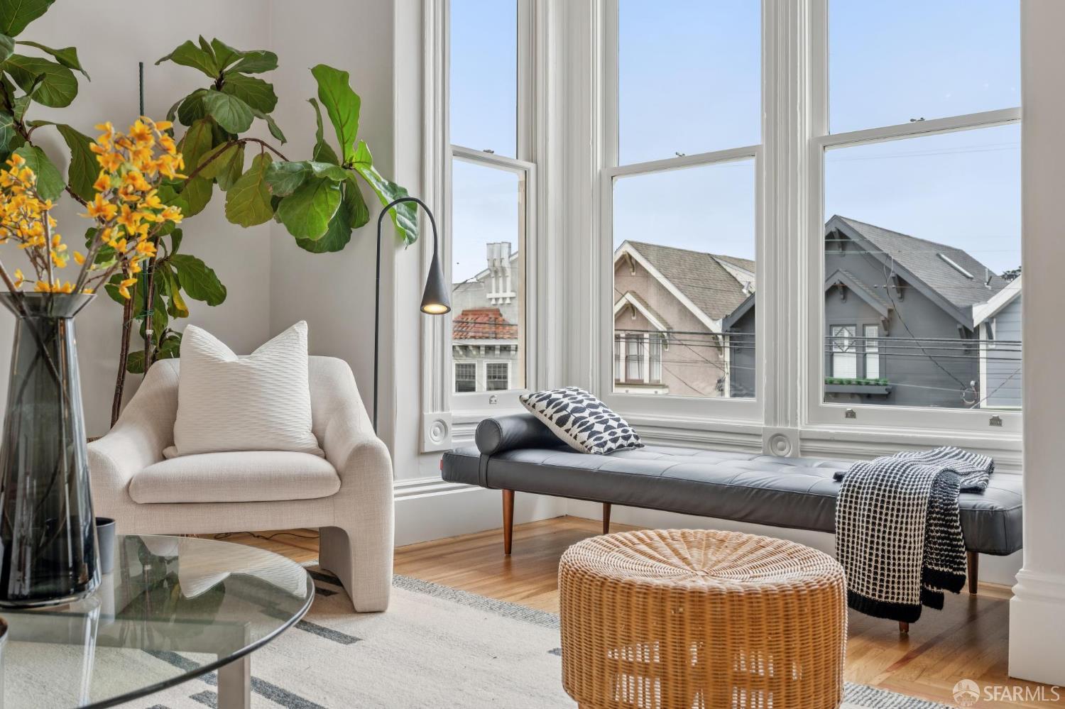 606 Elizabeth Street Unit: 1/2