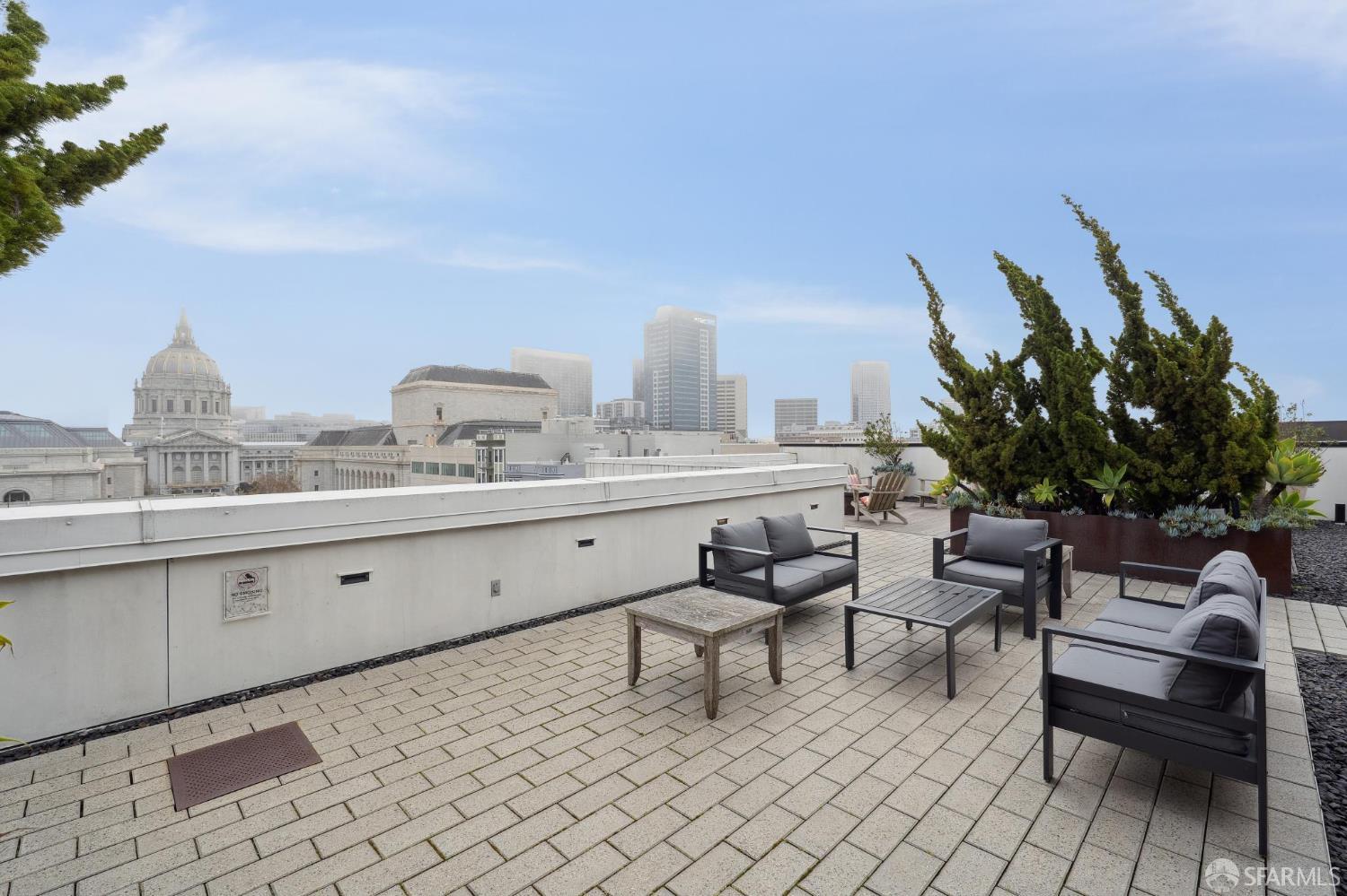 388 Fulton Street # 204