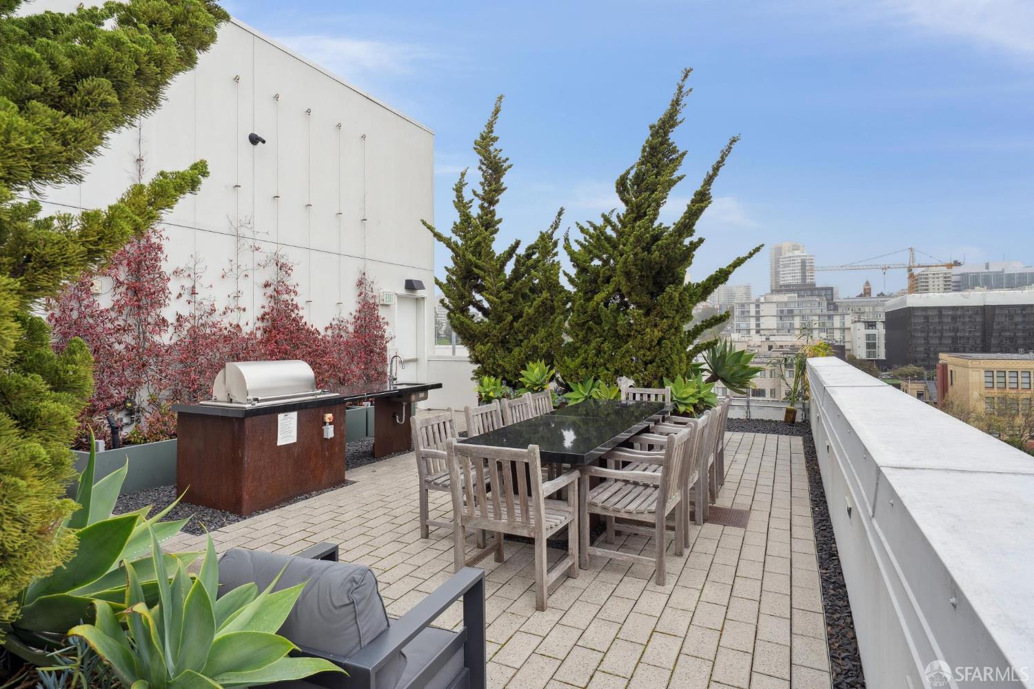 388 Fulton Street # 204