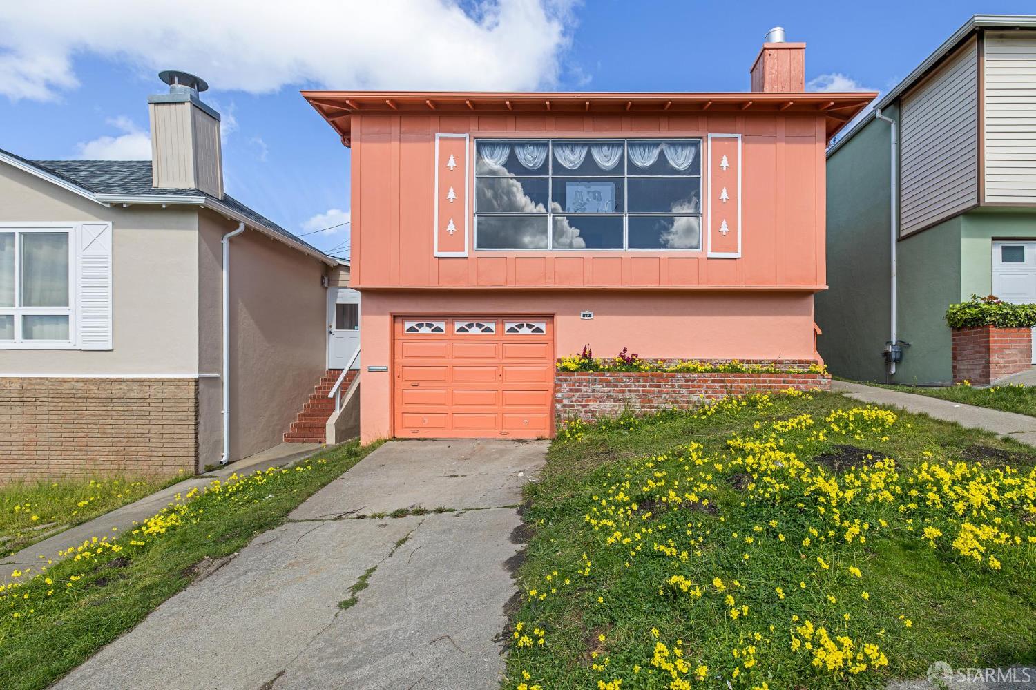 60 Rockford Avenue
