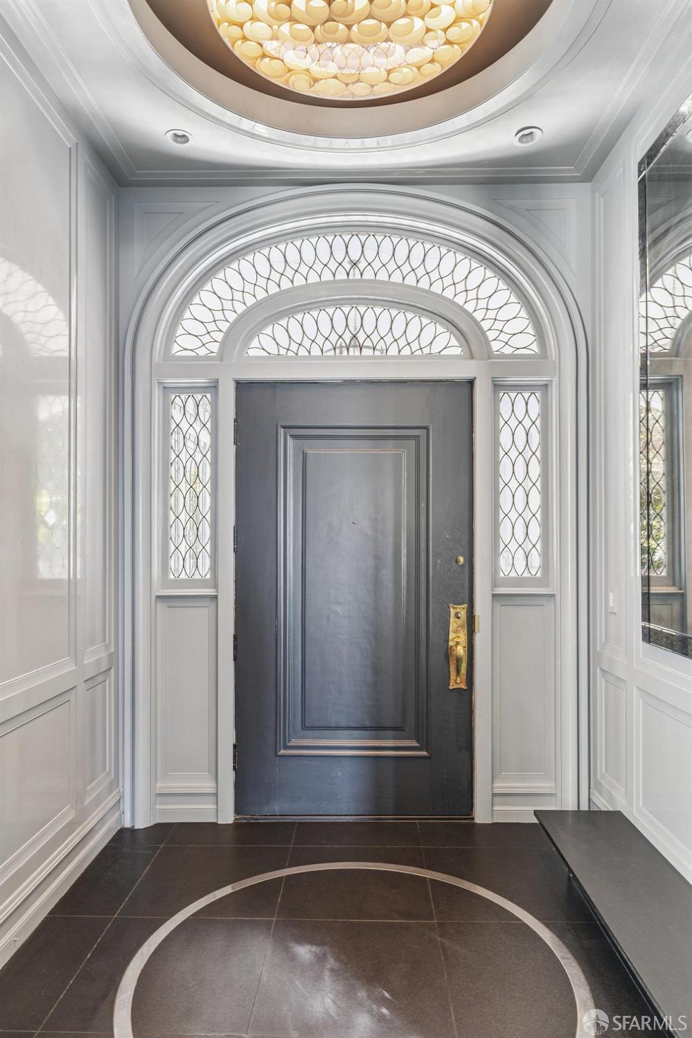 2336 Broadway Street