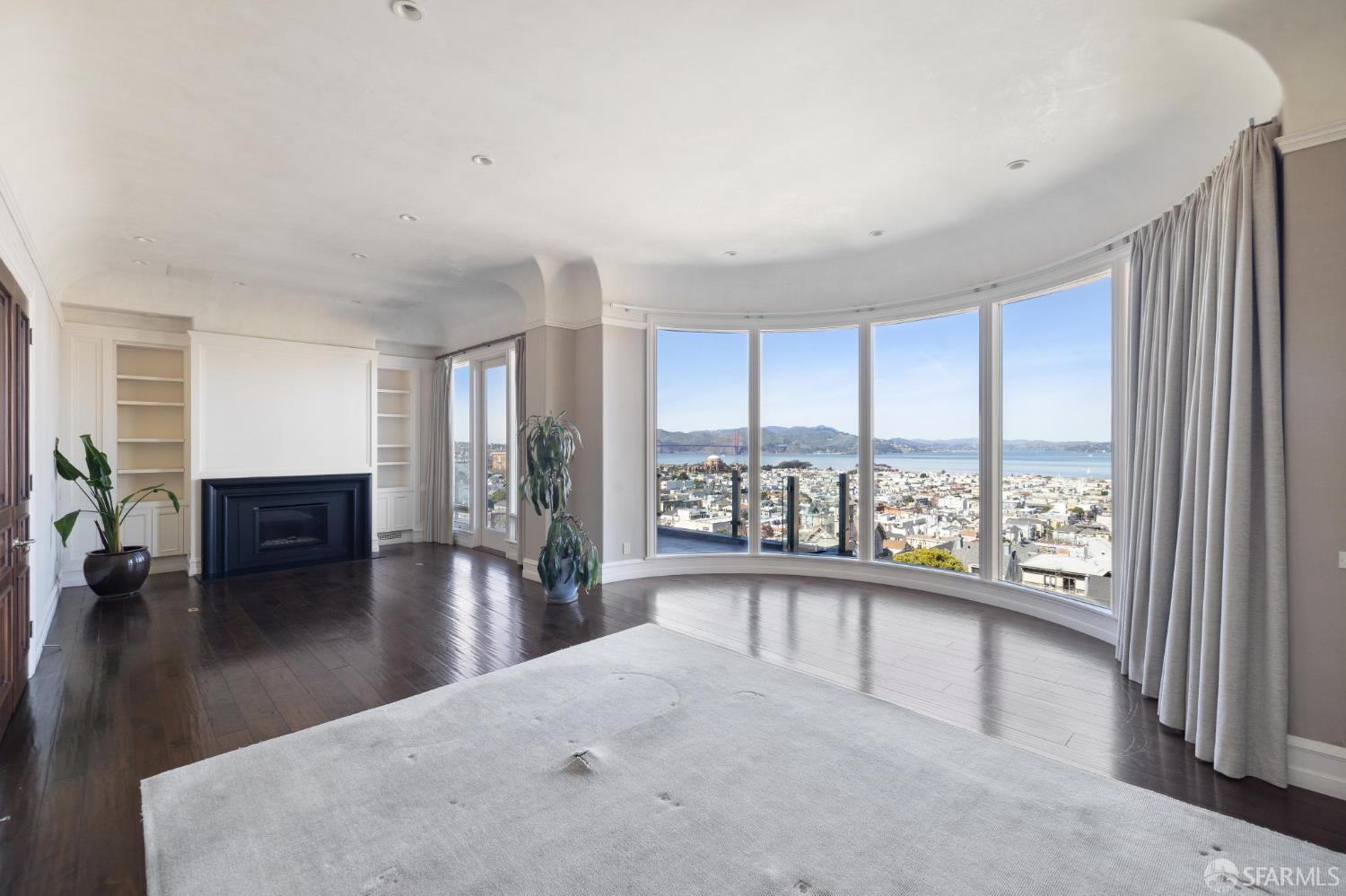 2336 Broadway Street