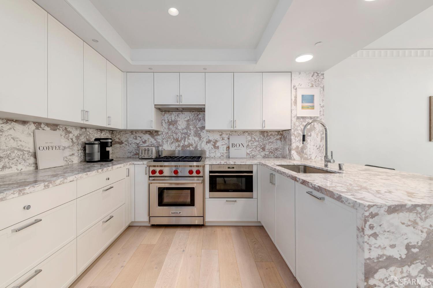 875 California Street # 506