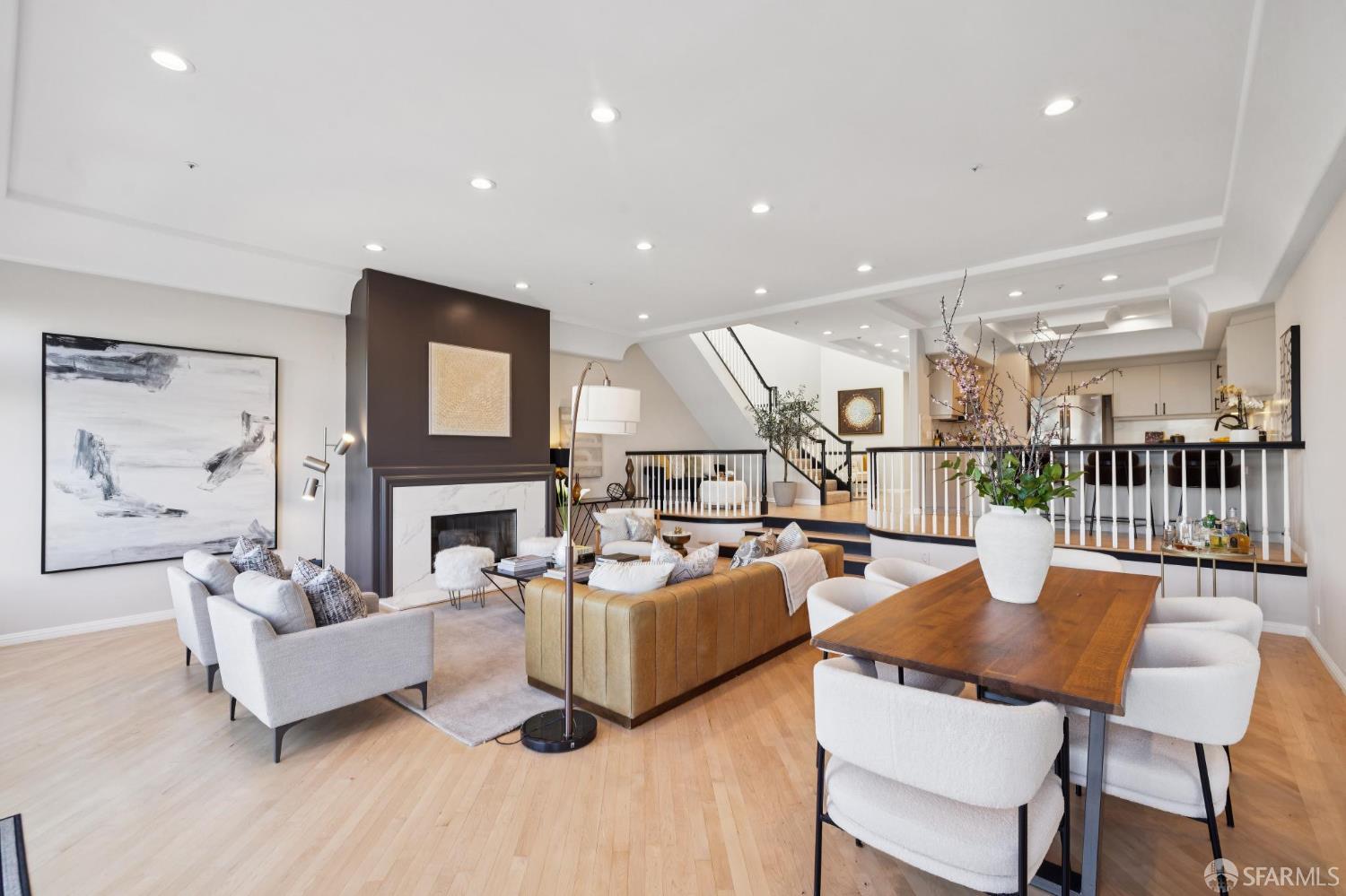 548 Duncan Street # 201