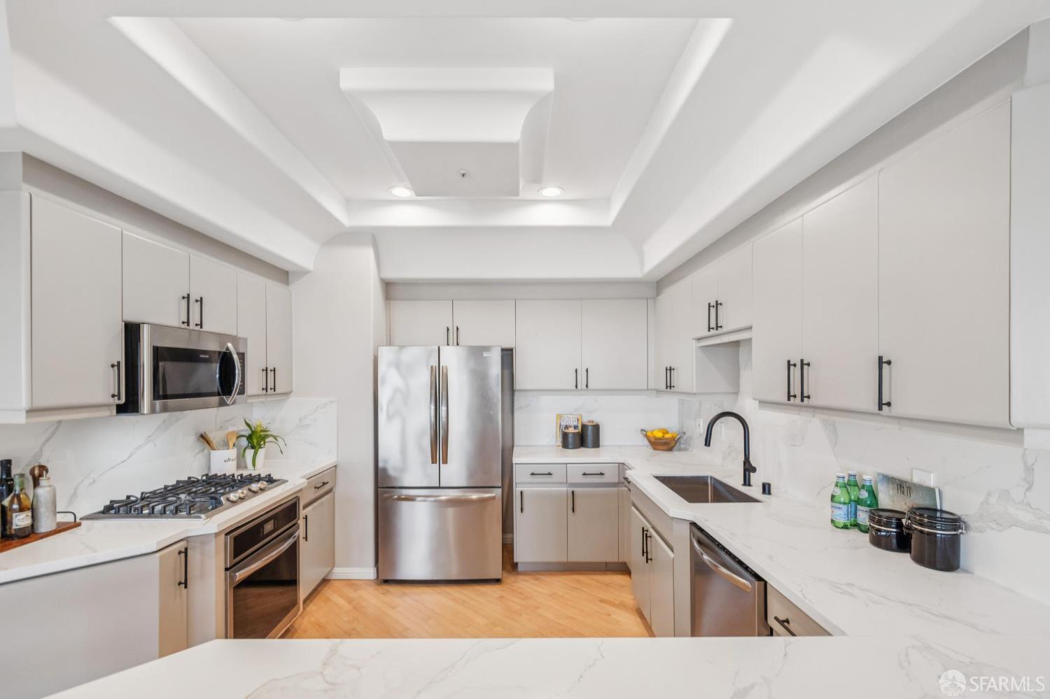 548 Duncan Street # 201