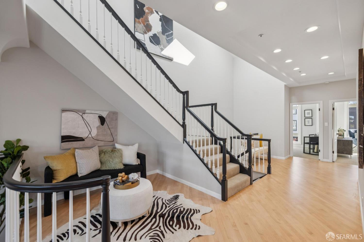 548 Duncan Street # 201
