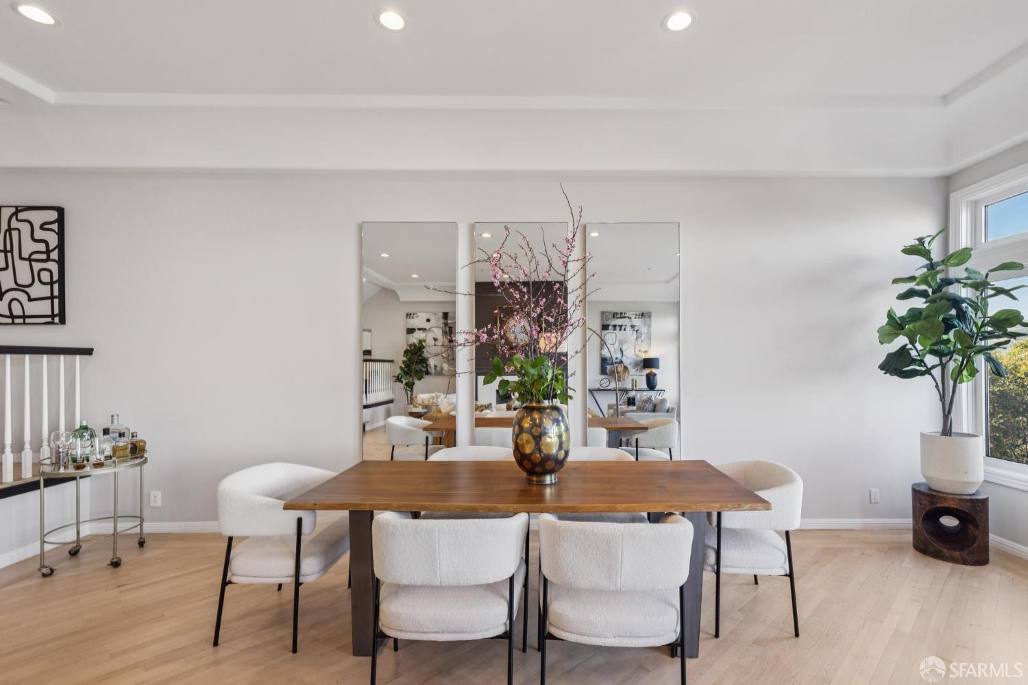 548 Duncan Street # 201