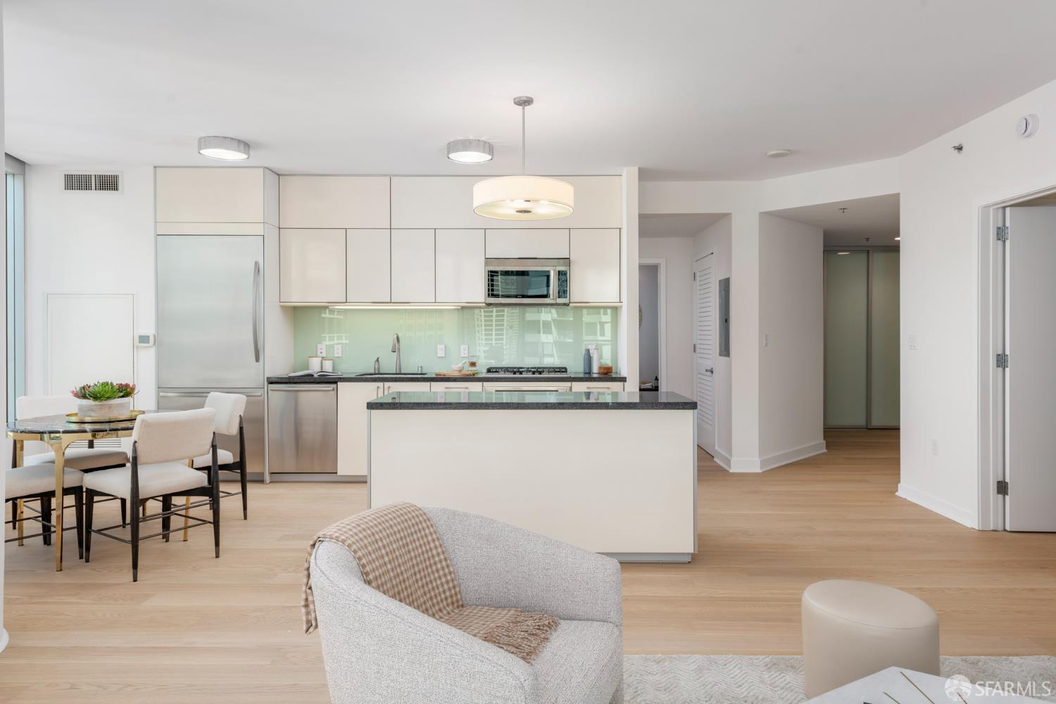 338 Spear Street # 14B