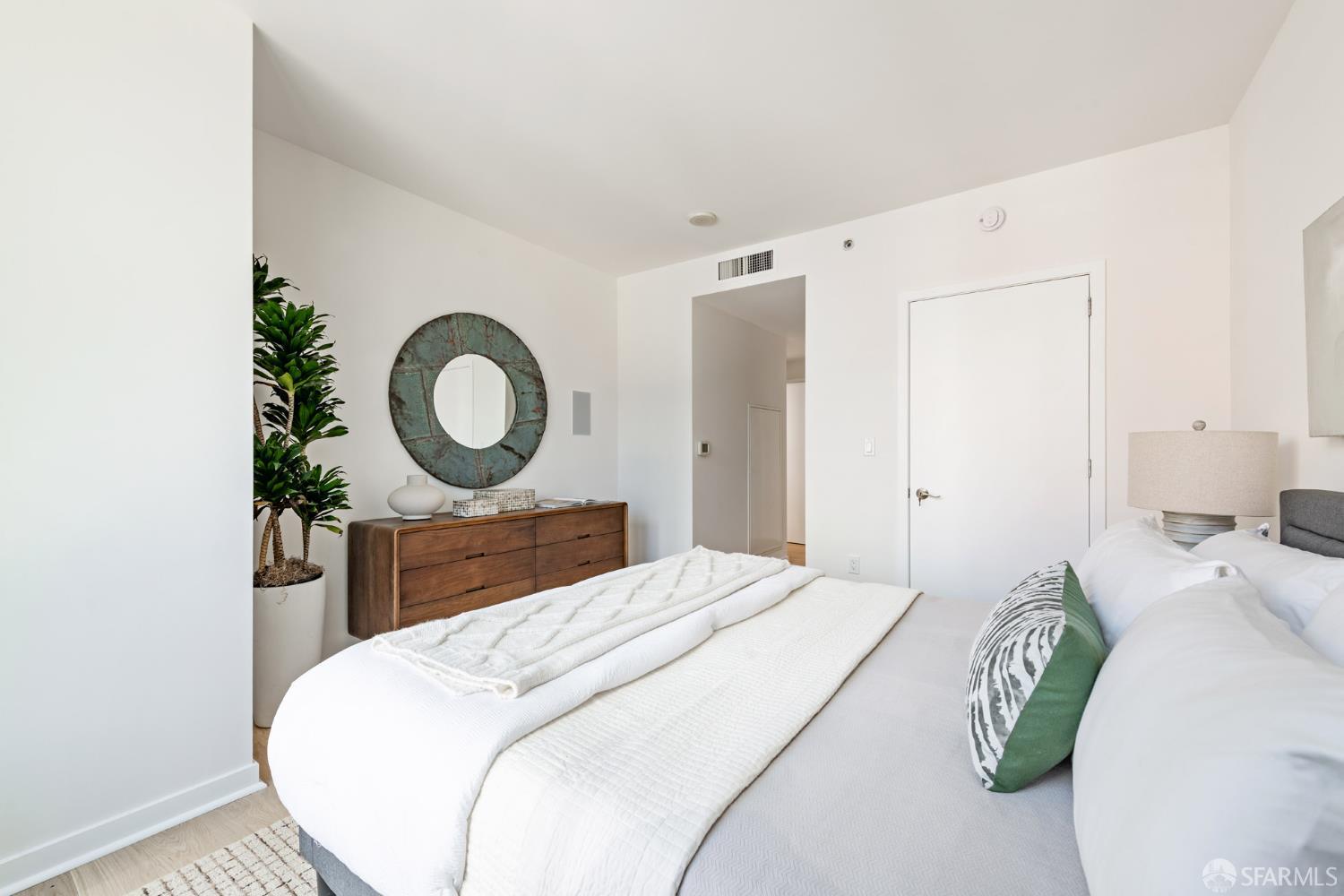 338 Spear Street # 14B