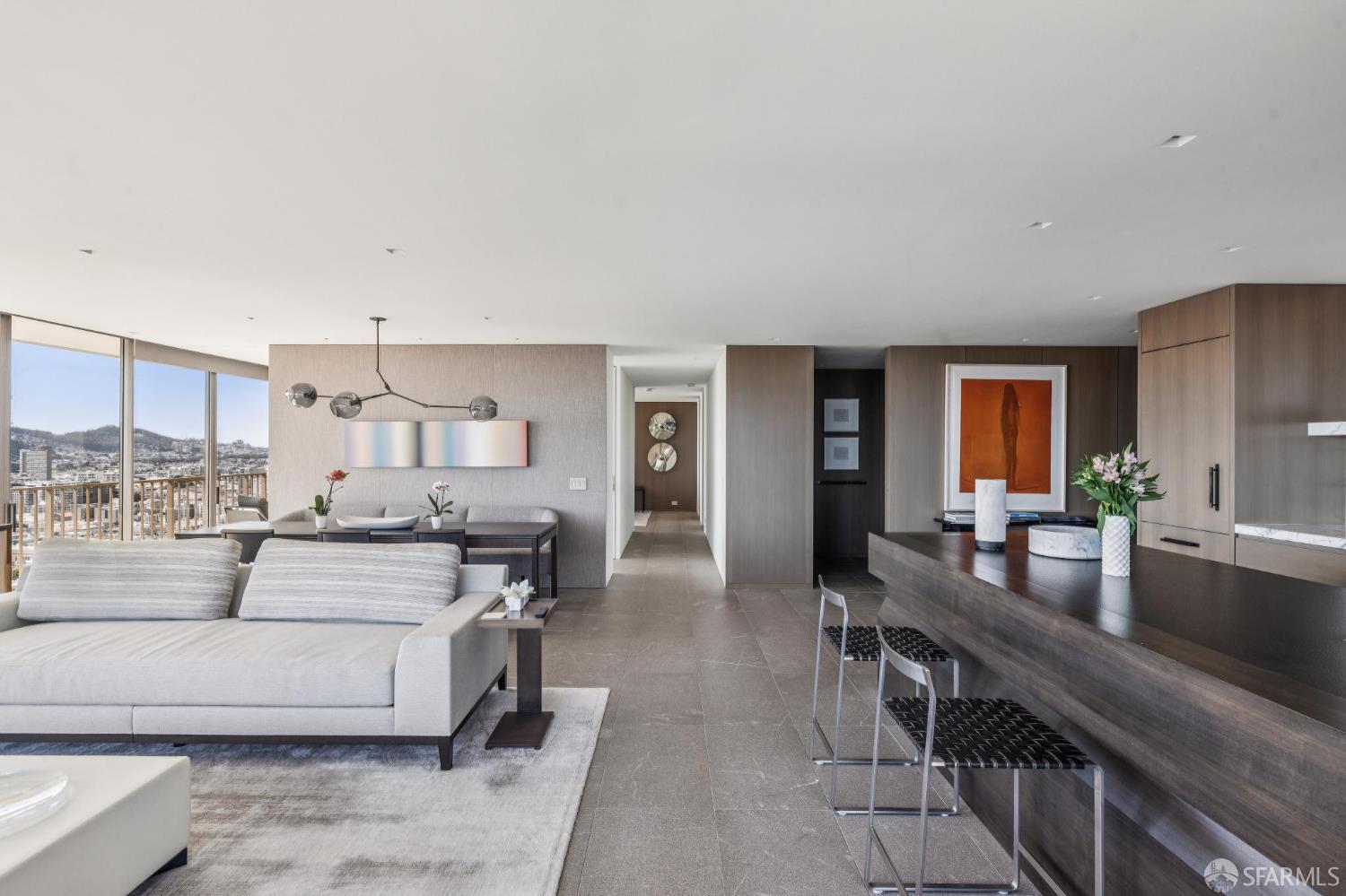 999 Green Street # 2404