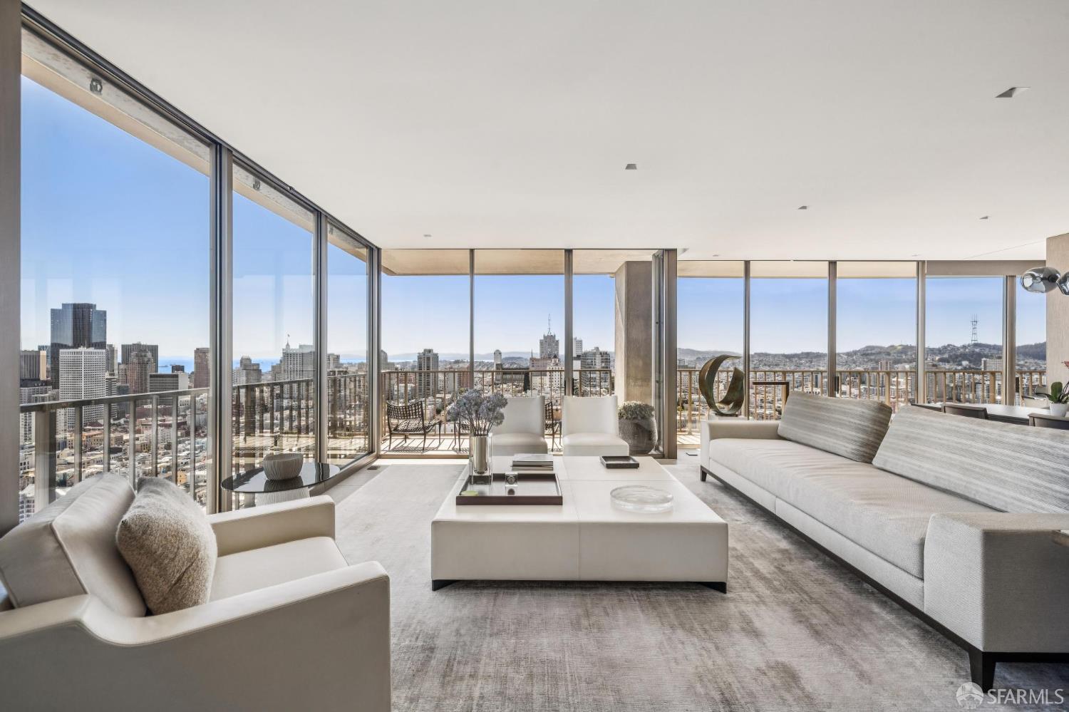 999 Green Street # 2404