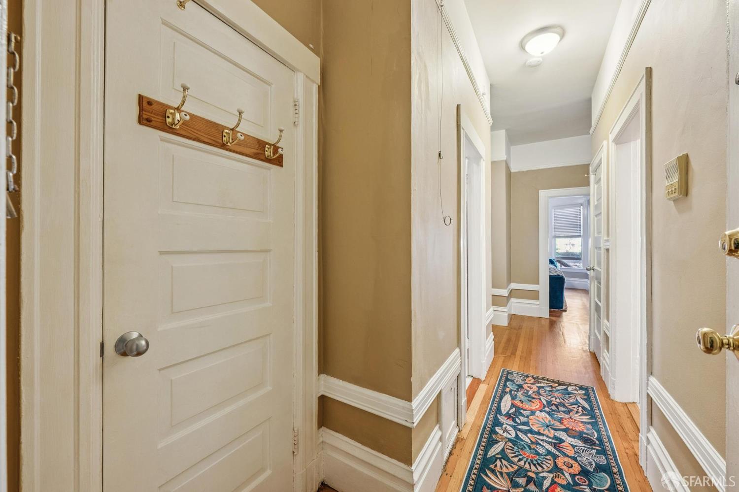 2870 Sacramento Street