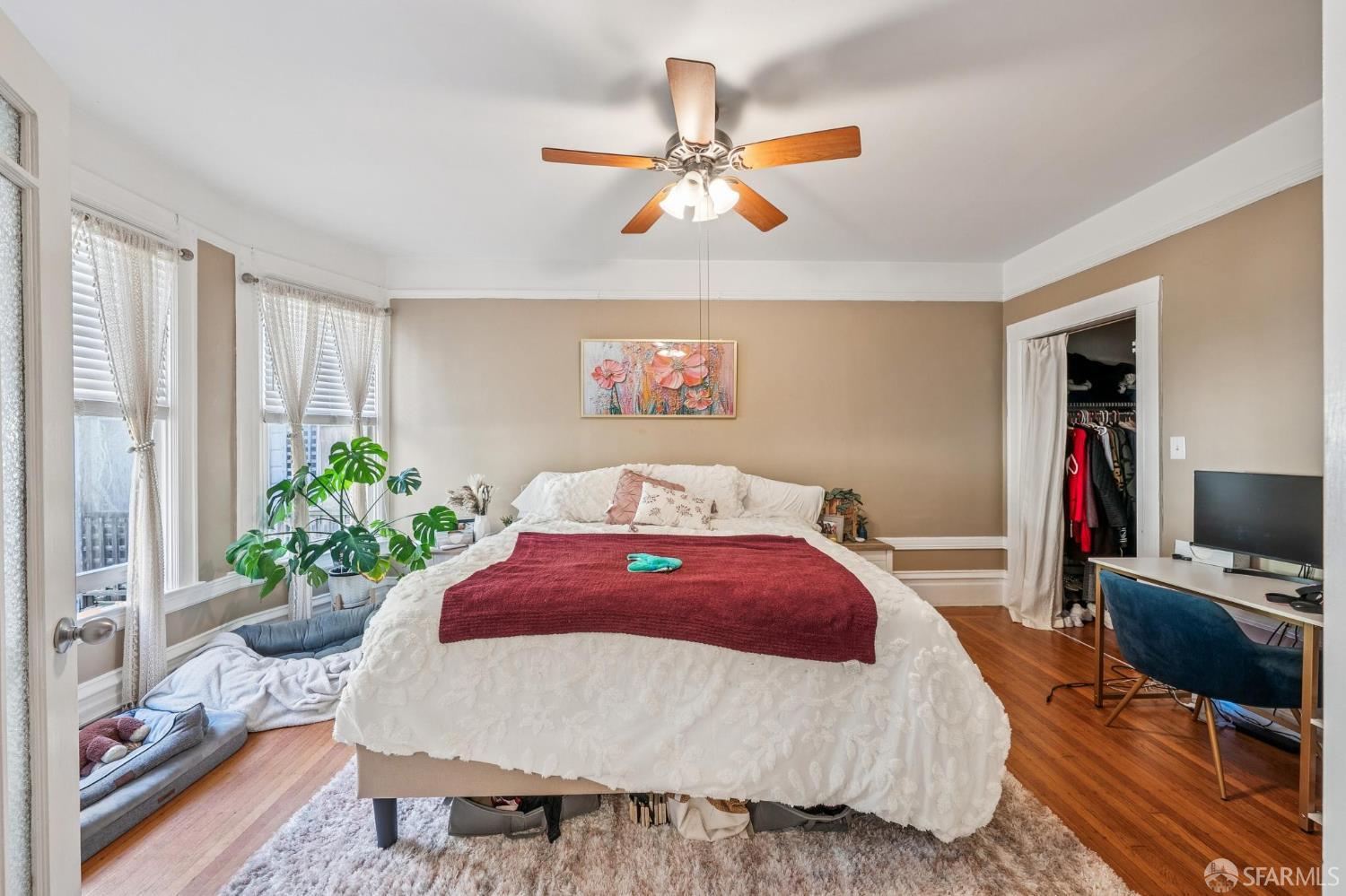 2870 Sacramento Street