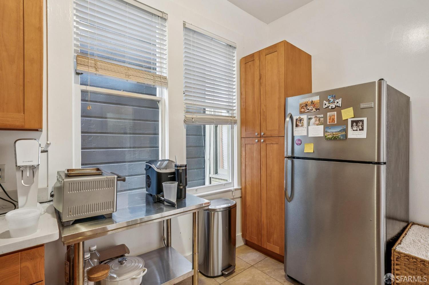 2870 Sacramento Street