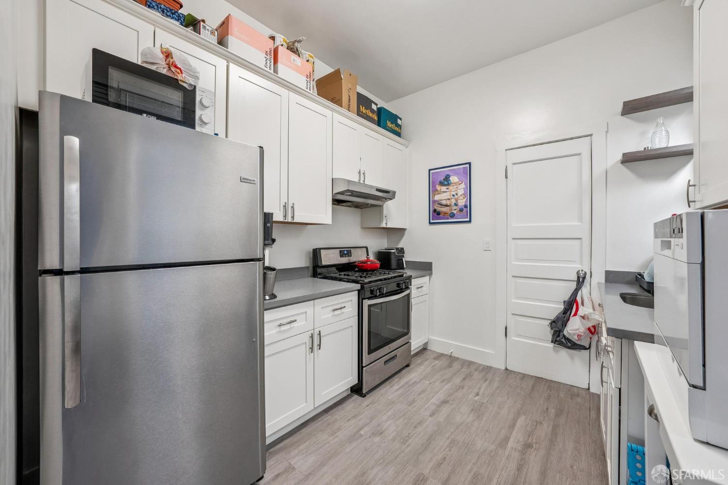 2870 Sacramento Street