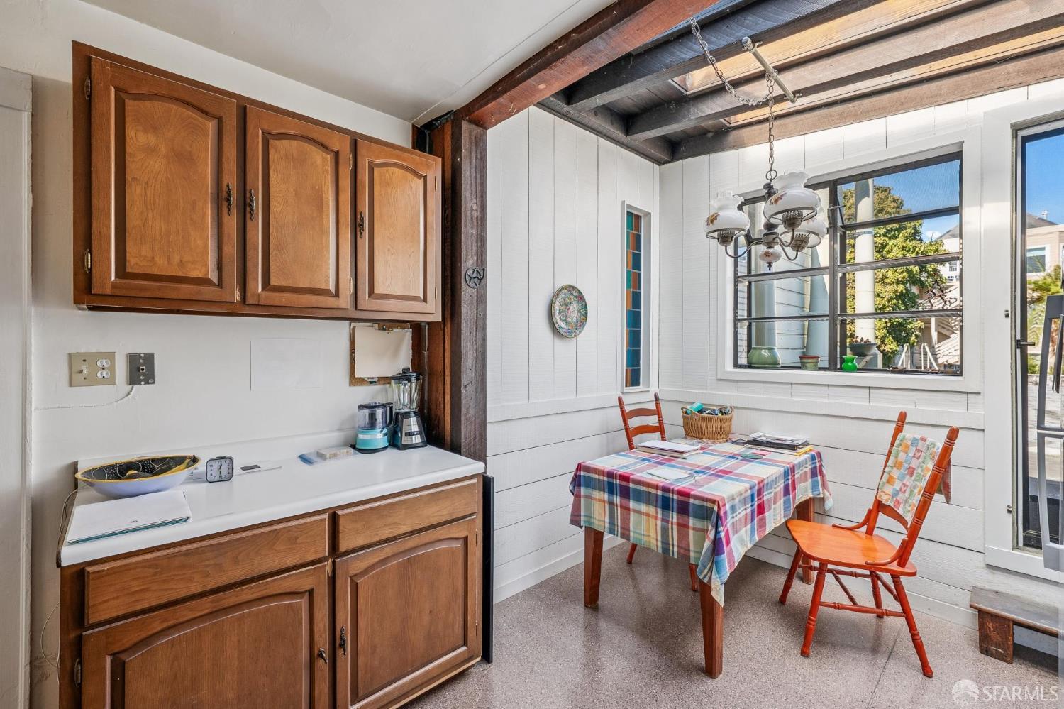 2870 Sacramento Street